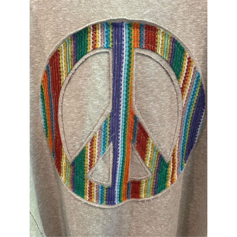 Size 1X Easel Los Angeles Peace Sign Patch Terry Soft Wash Tunic Top in Oatmeal - Picture 5 of 9